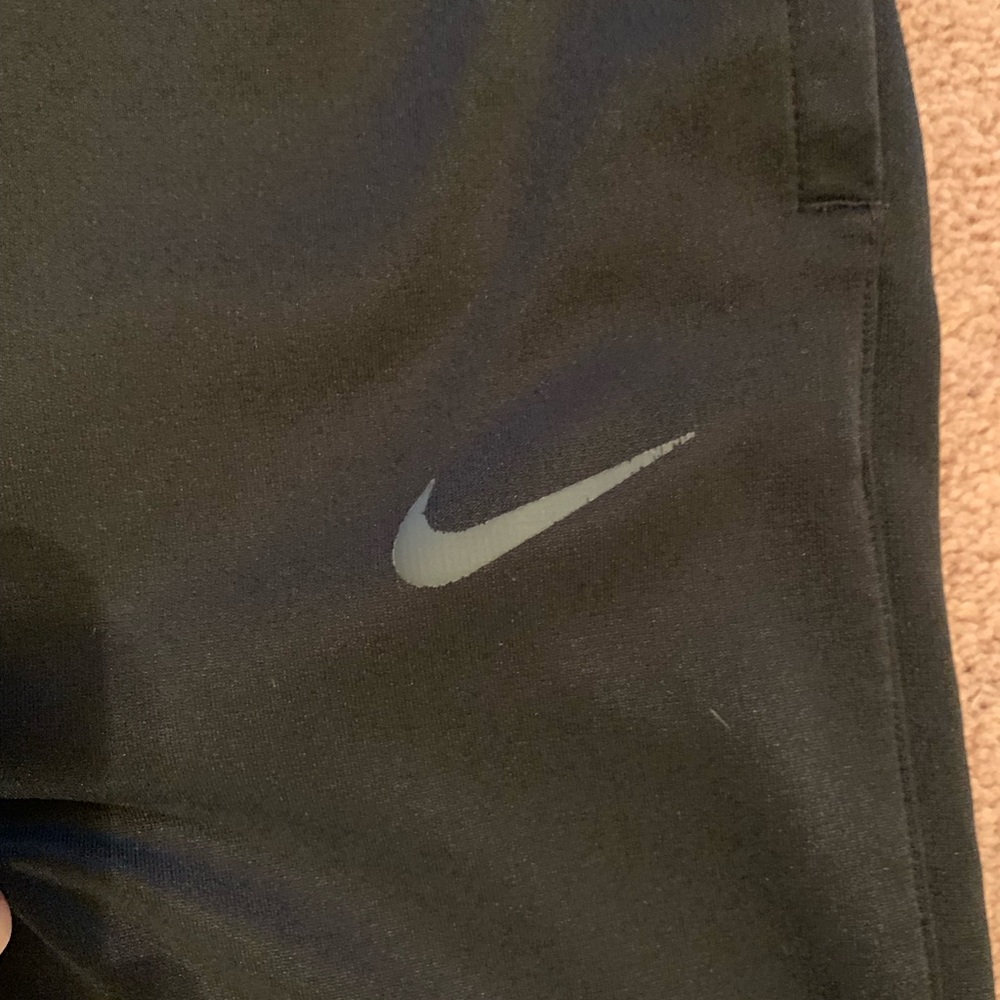 Nike Sweatpants - Picture 2 of 4